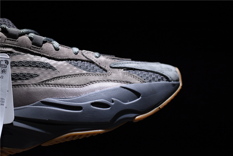 Yeezy Boost 700 "Geode"