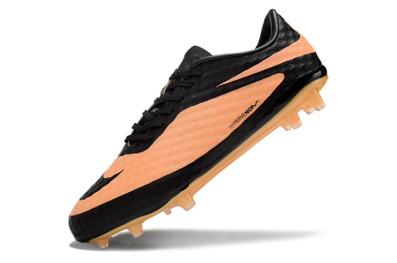 CHUTEIRA NIKE HYPERVENOM VAPOR 10 ELITE FG + MEIA E BOLSA