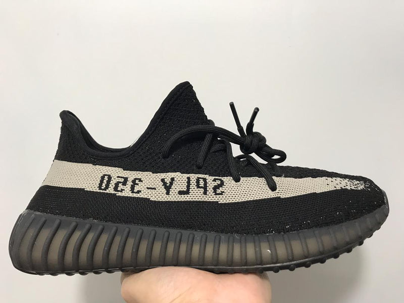 Yeezy Boost 350 V2 "Oreo"