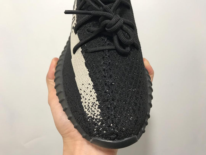 Yeezy Boost 350 V2 "Oreo"