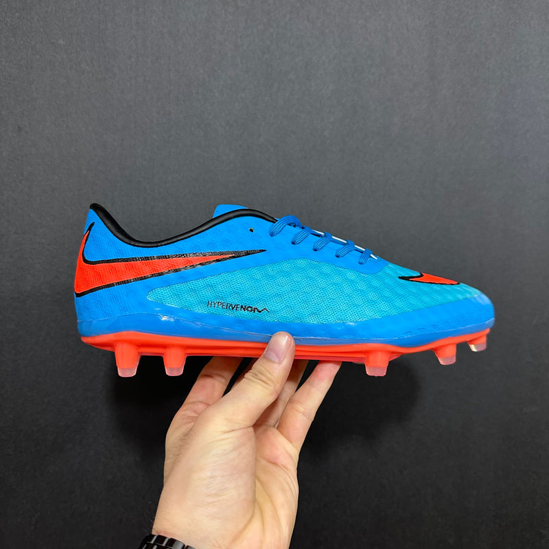 CHUTEIRA NIKE HYPERVENOM VAPOR 10 ELITE FG + MEIA E BOLSA