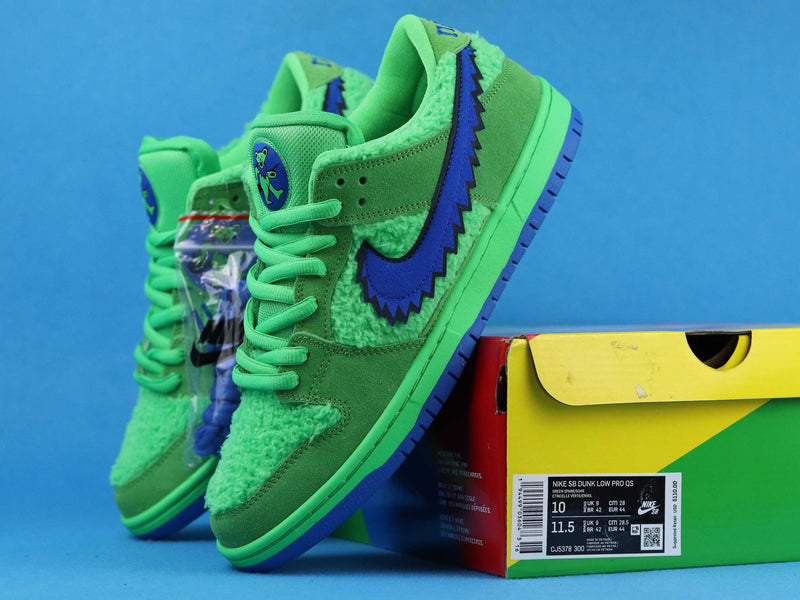 Nike SB Dunk Grateful Dead Green